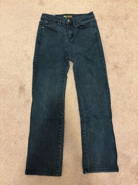 Aura by Wrangler black straight leg jeans size 2
